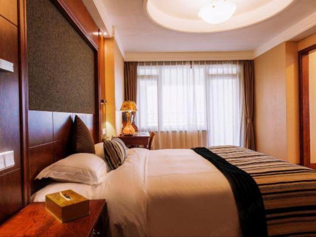 Yantai Golden Gulf Hotel Екстериор снимка