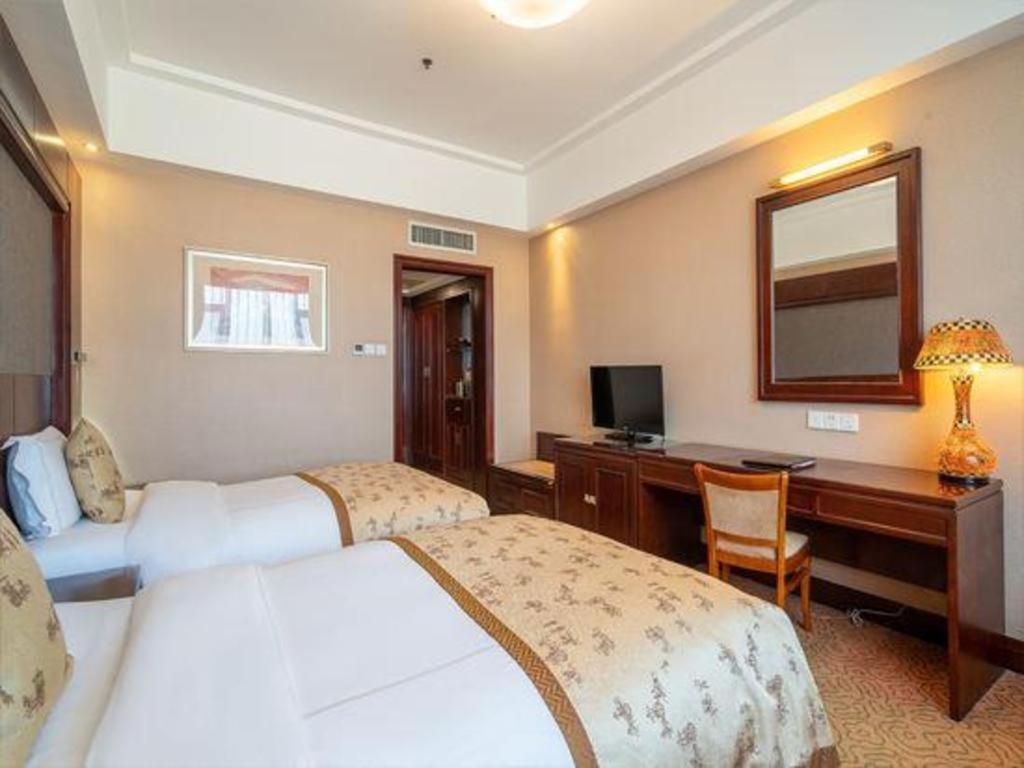 Yantai Golden Gulf Hotel Екстериор снимка