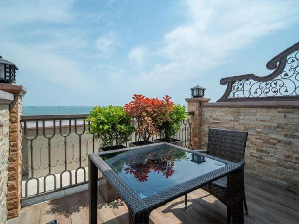 Yantai Golden Gulf Hotel Екстериор снимка