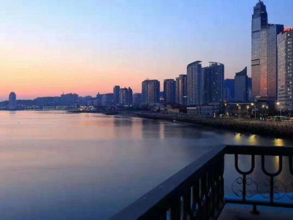 Yantai Golden Gulf Hotel Екстериор снимка