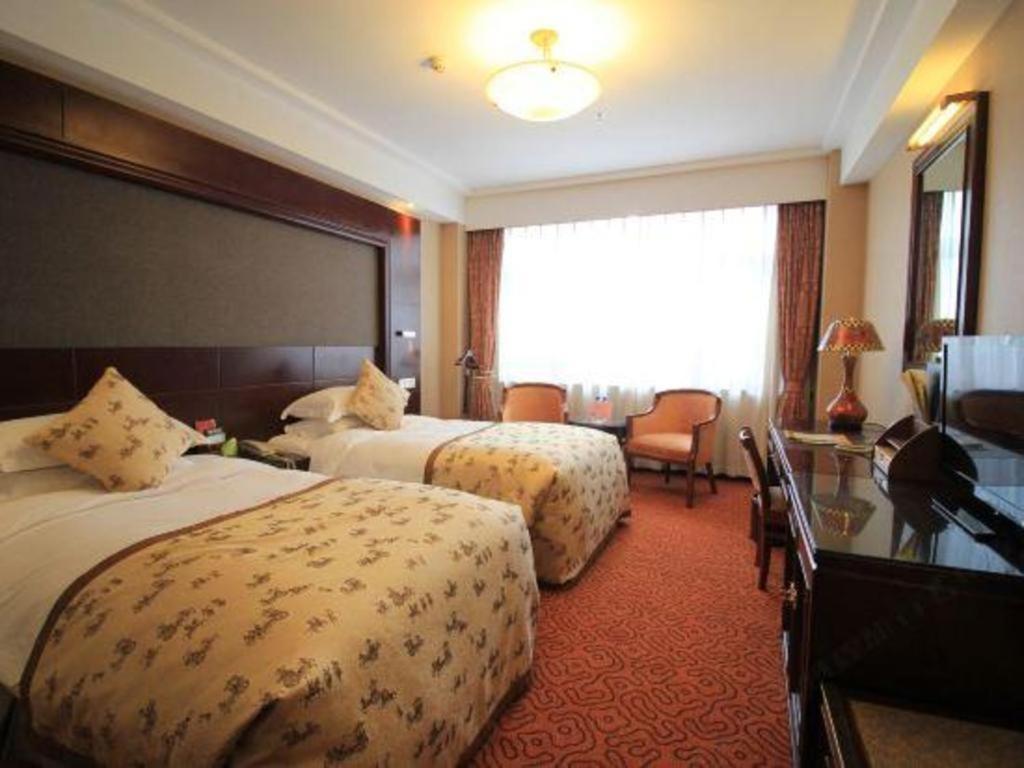 Yantai Golden Gulf Hotel Екстериор снимка